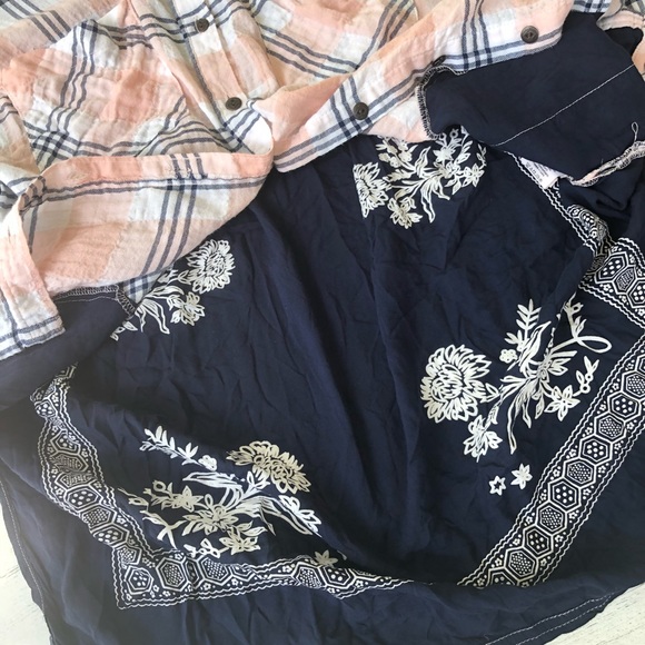 Free People Behind The Funnel Pink Plaid Buttoned - Picture 11 of 16